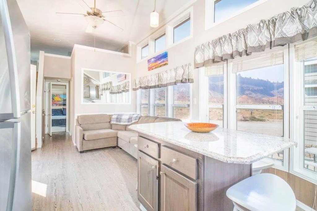 Вілла Redrock Moab Tiny House W Large Loft Site 8 Екстер'єр фото